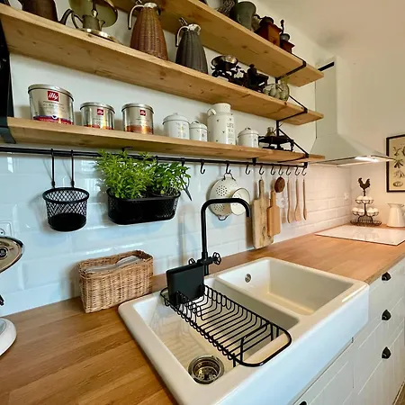 Honey Gardens Venkovský V Přírodní Zahradě * Oleska